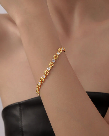 gold line bracelet 