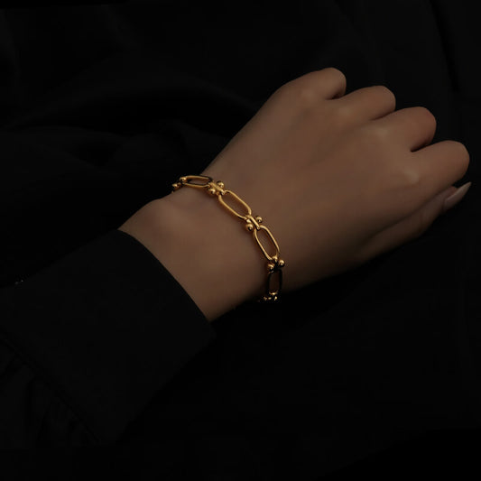 Fionnie Jewerly bracelet