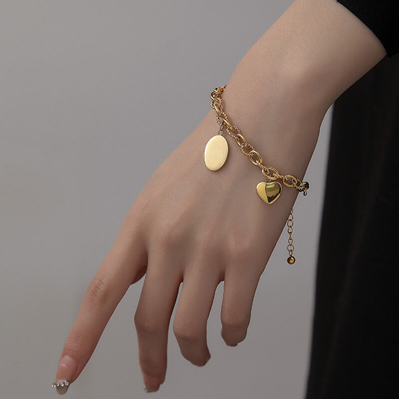 gold bracelet