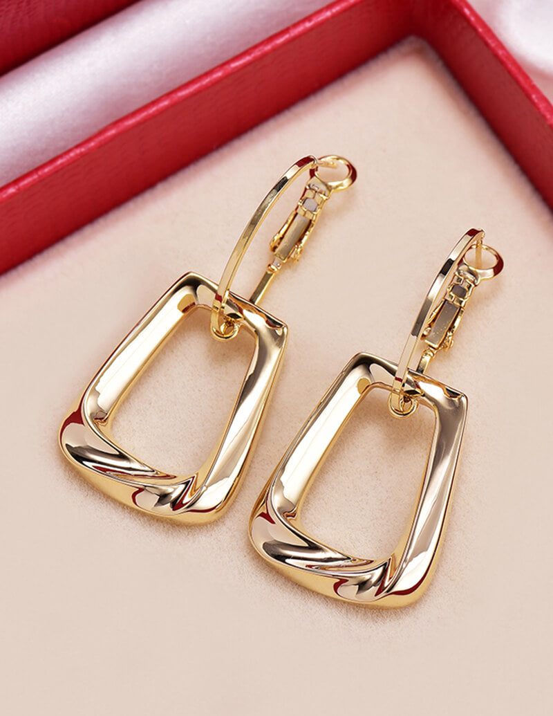 fashion earrings